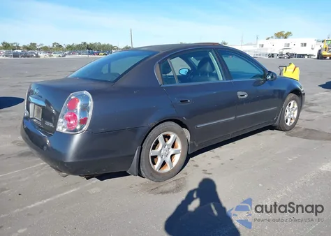 2005 Nissan Altima 2.5 S from USA, damaged, VIN 1N4AL11E45C276267